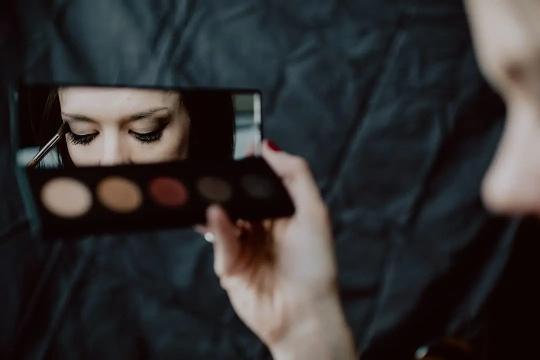 Allt om sminkvarumärket Makeup Mekka illustration